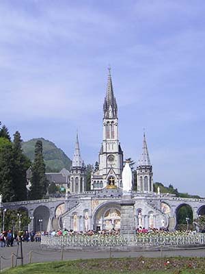 0520lourdes03